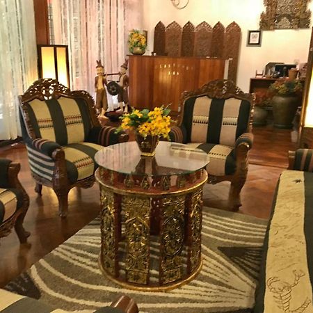 Classique Inn Yangon Bagian luar foto