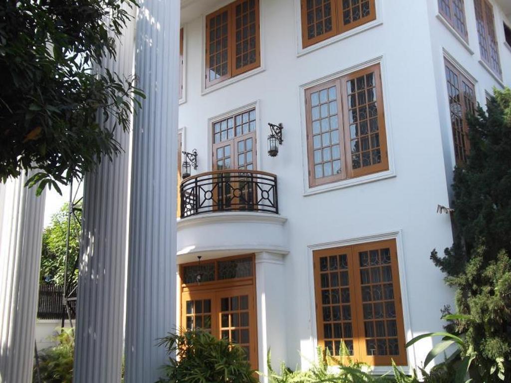 Classique Inn Yangon Bagian luar foto