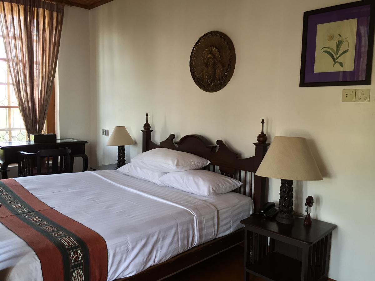 Classique Inn Yangon Bagian luar foto
